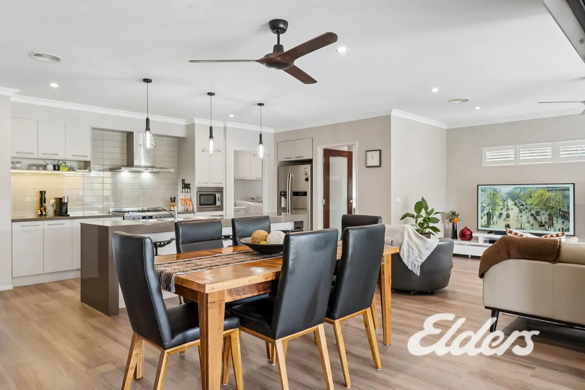 48 Coghill Street — photo 11 of 25