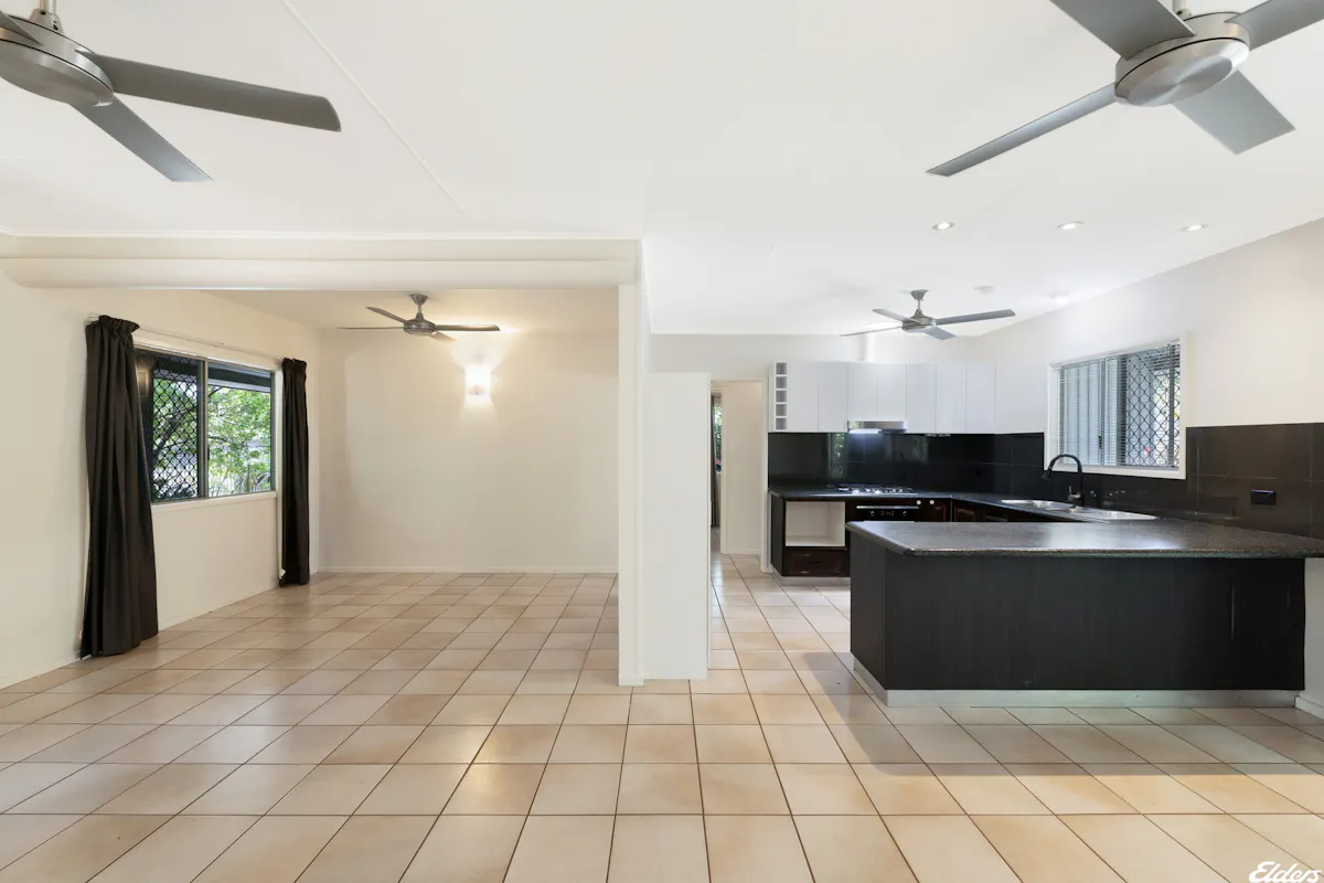 50 Dorrigo Crescent — photo 5 of 30