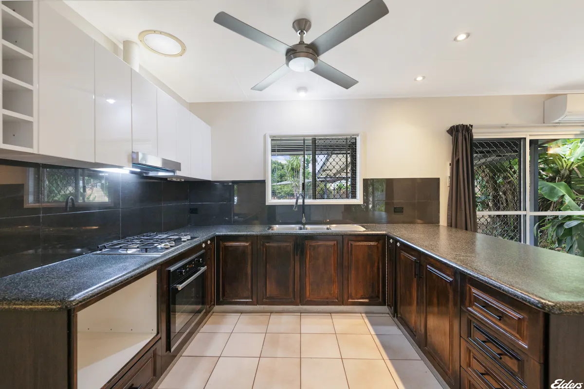50 Dorrigo Crescent — photo 4 of 30