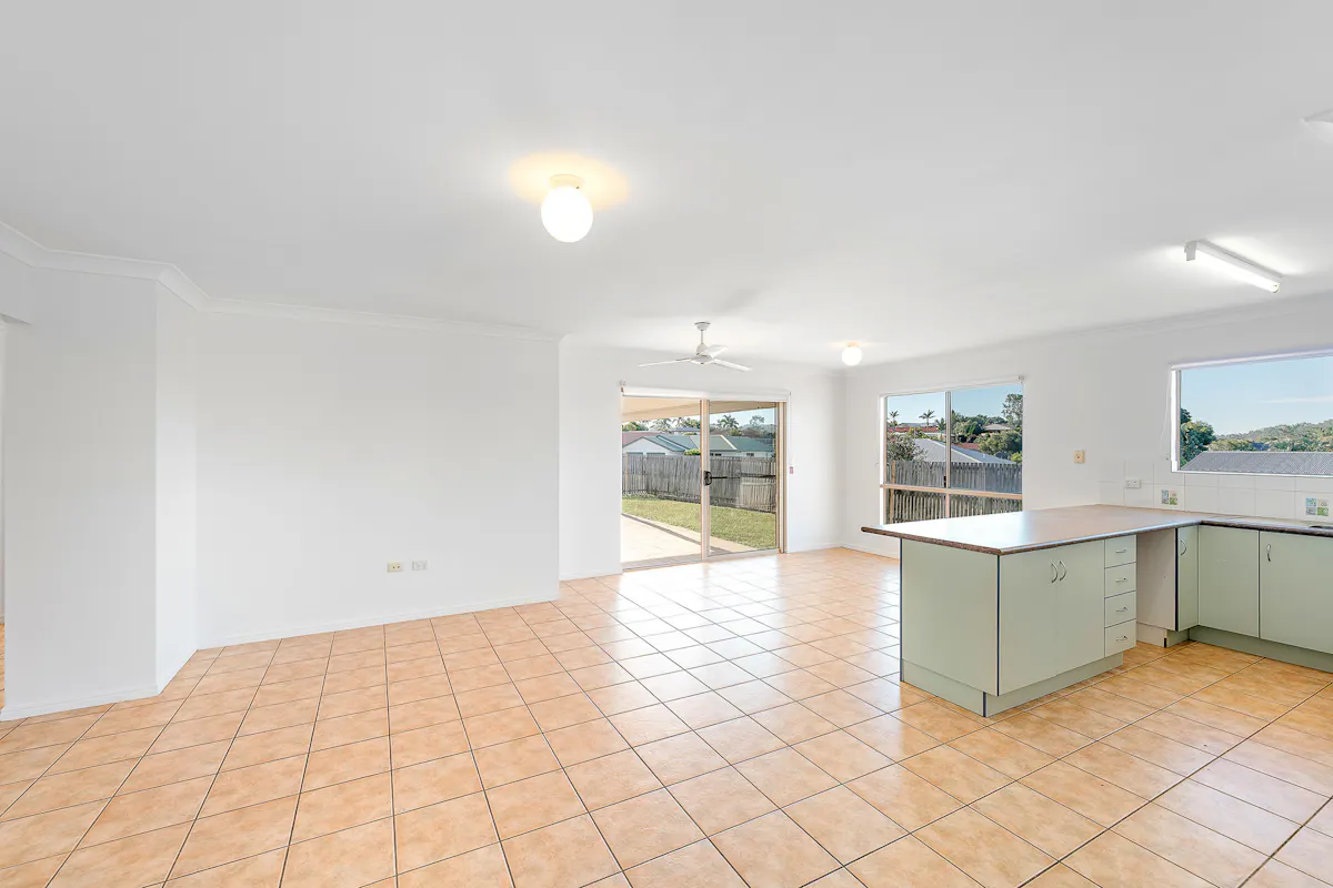 10 Willespie Street — photo 3 of 15