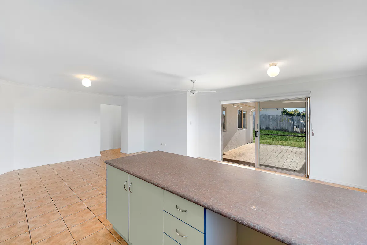 10 Willespie Street — photo 7 of 15