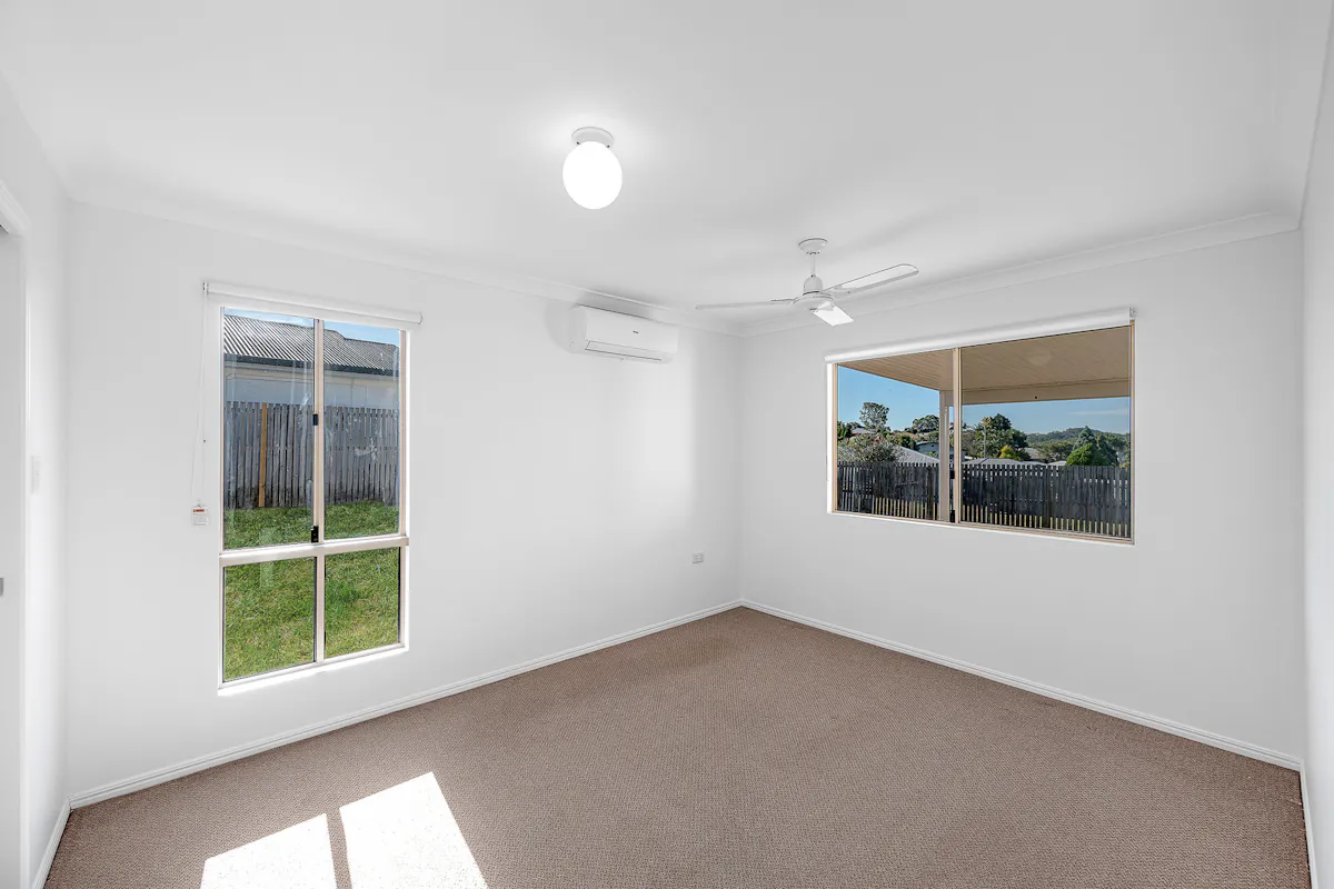 10 Willespie Street — photo 10 of 15