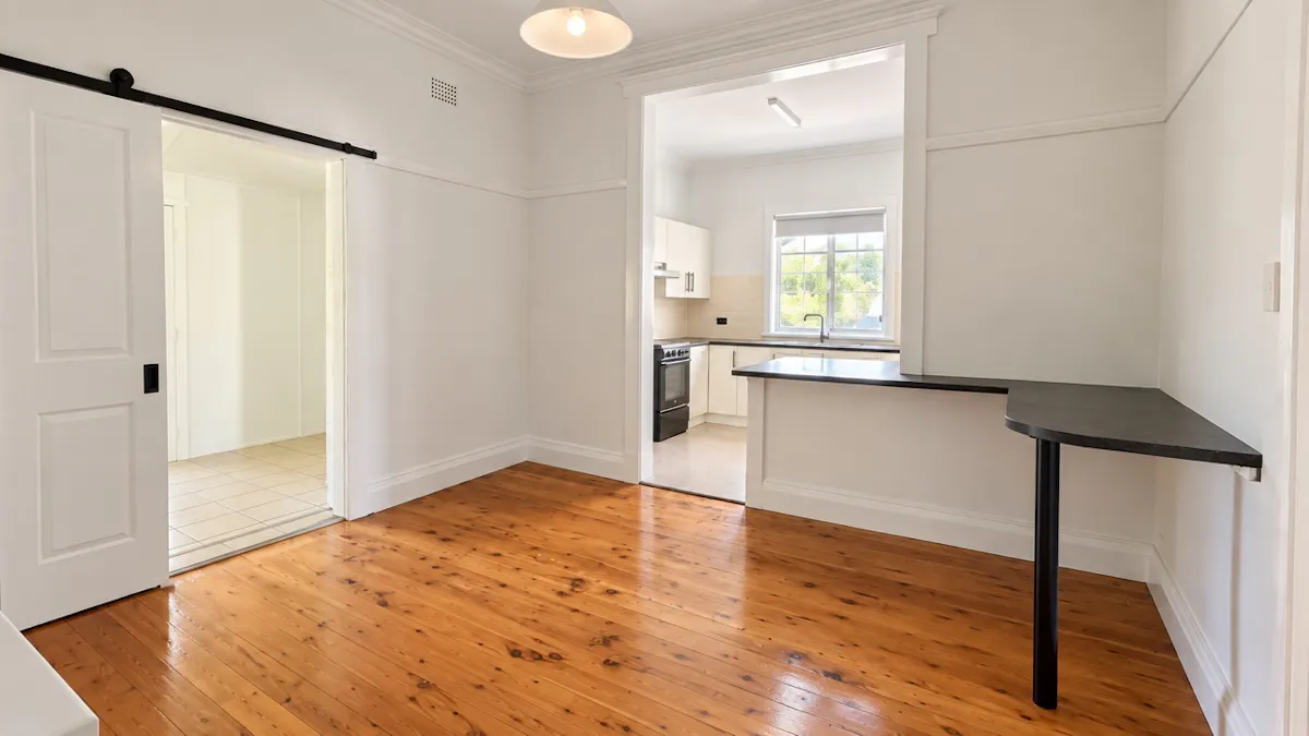 36 Close Street — photo 2 of 10