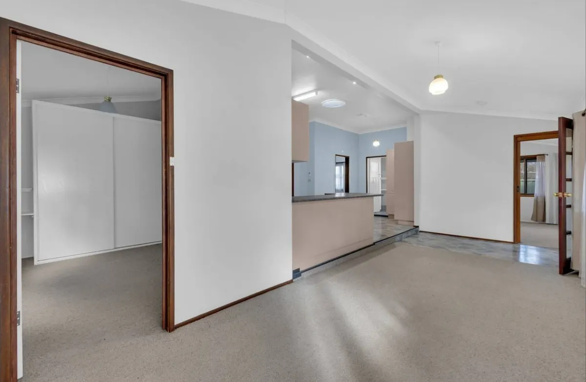 9 Carrington Street — photo 3 of 12