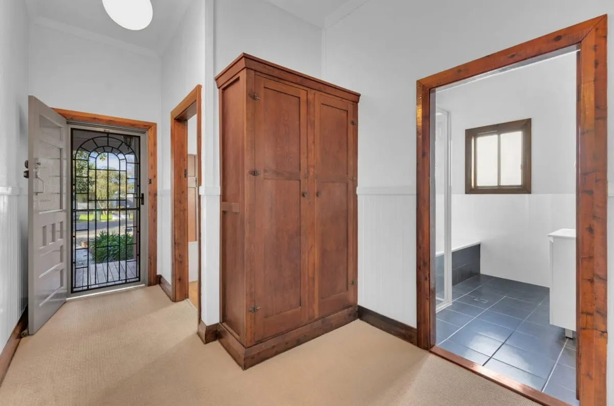 9 Carrington Street — photo 6 of 12