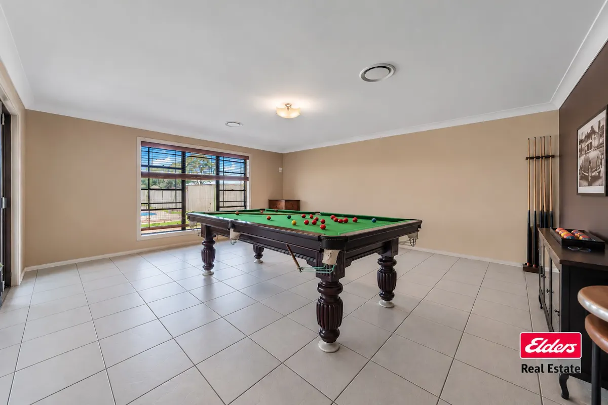 4L Dunlop Road — photo 6 of 23