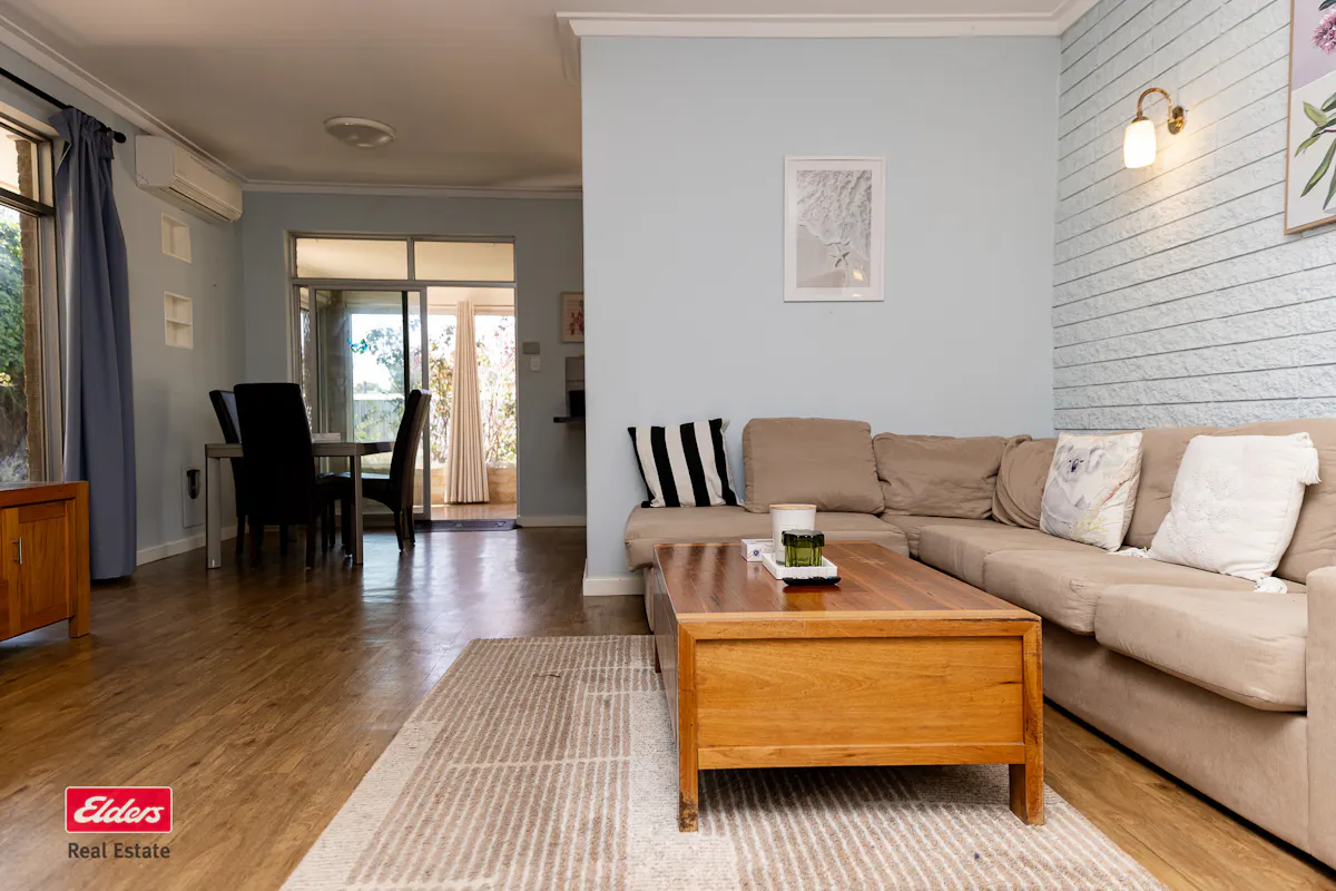 26 Golf Road — photo 9 of 20