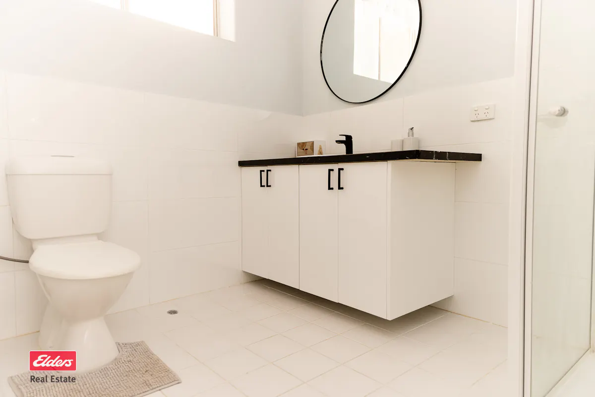 26 Golf Road — photo 17 of 20