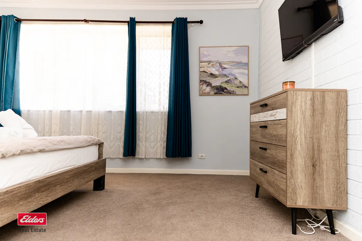 26 Golf Road — photo 14 of 20