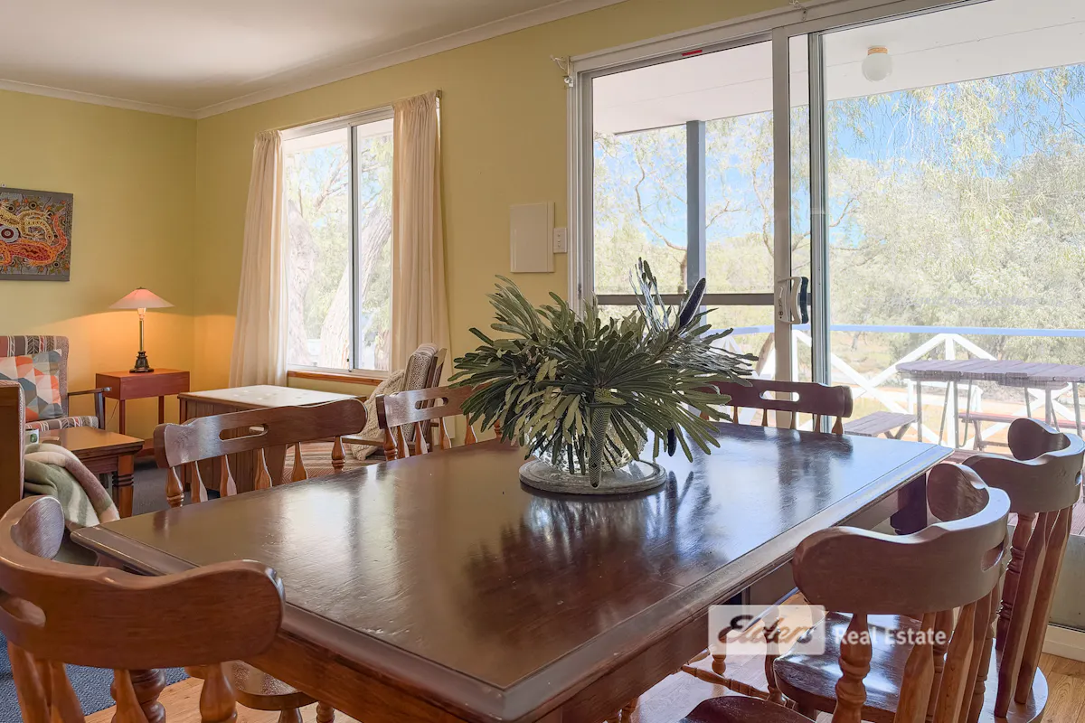 10 Bremer Bay Road — photo 4 of 30