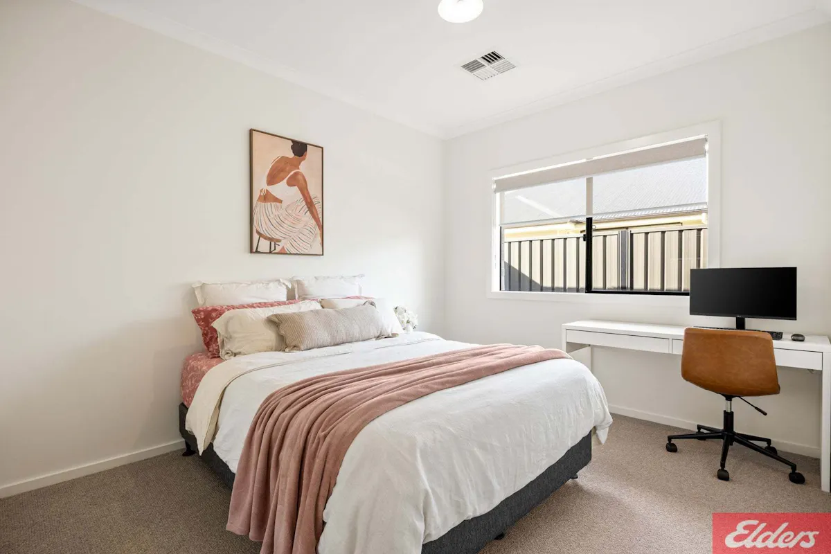 17 Flinders Street — photo 18 of 30