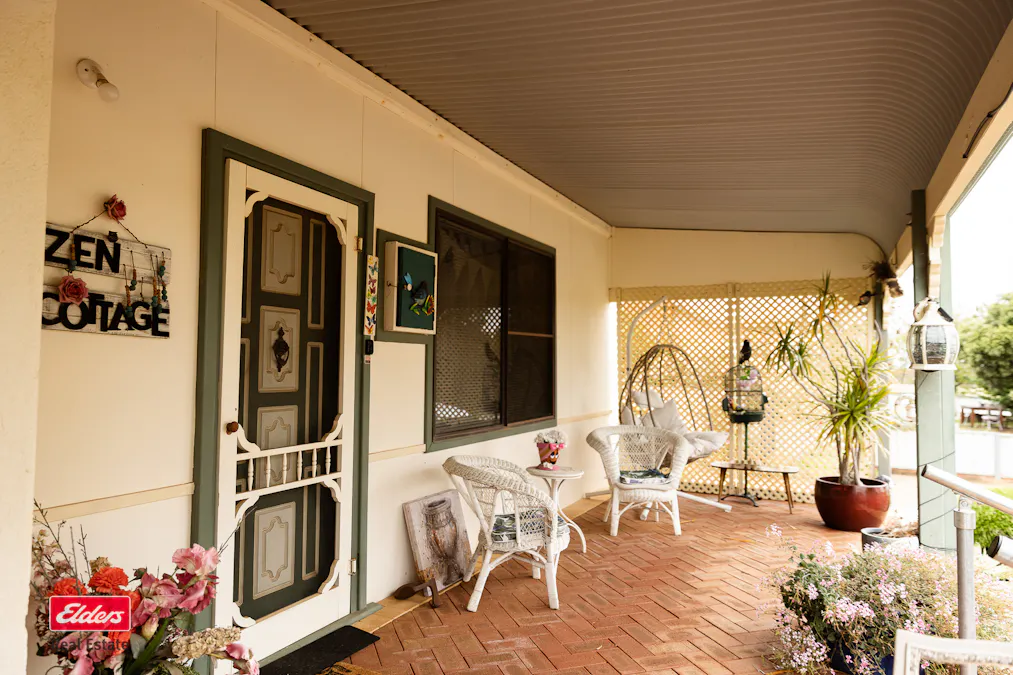 59 Haig Road, Merredin, WA, 6415 - Image 11
