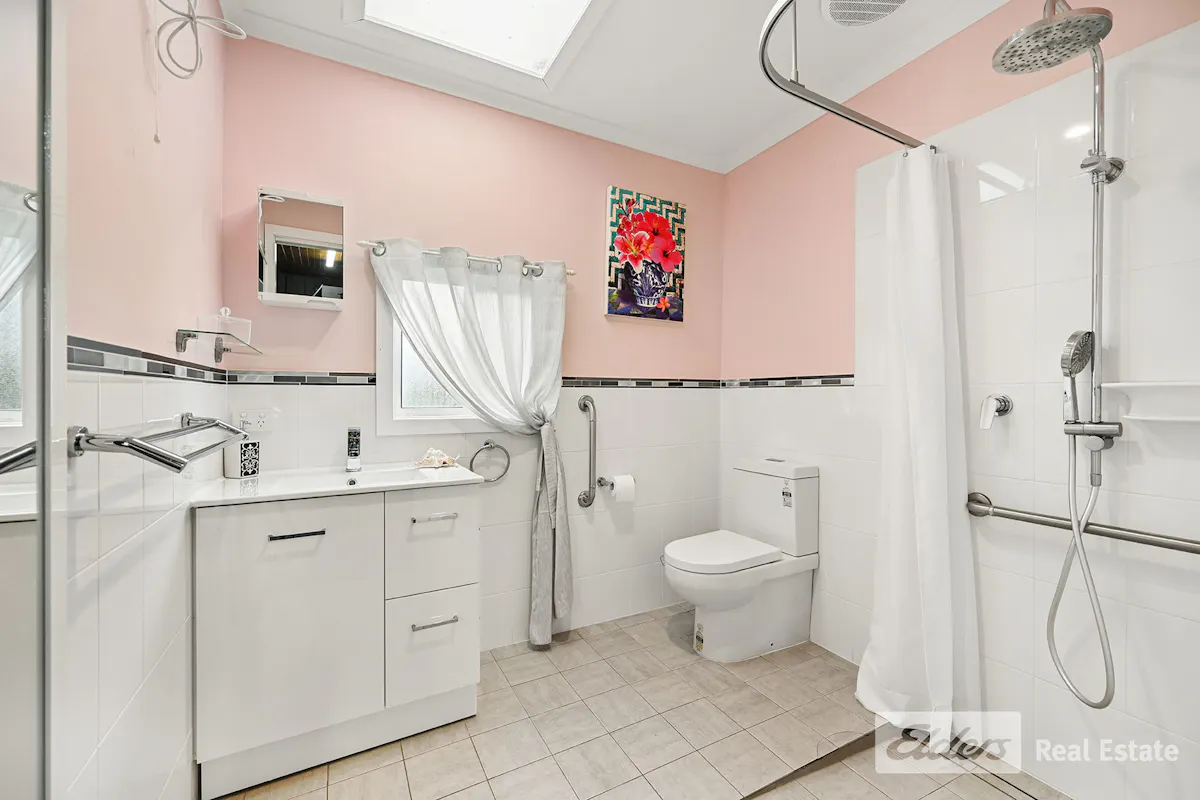 2 McFarlane Street — photo 12 of 18