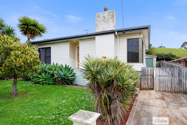 10 Collins Street — photo from Elders Real Estate Burnie