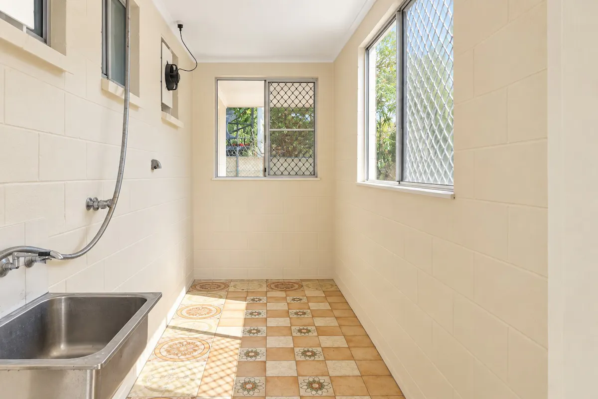 28 Wilson Crescent — photo 11 of 17