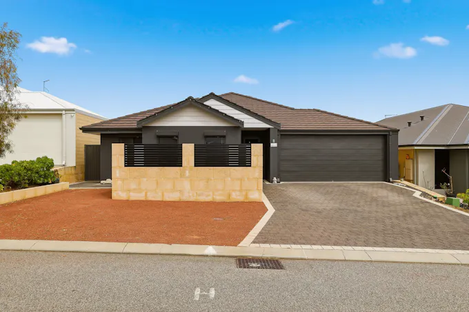 7 Alberta Road, Lakelands, WA, 6180