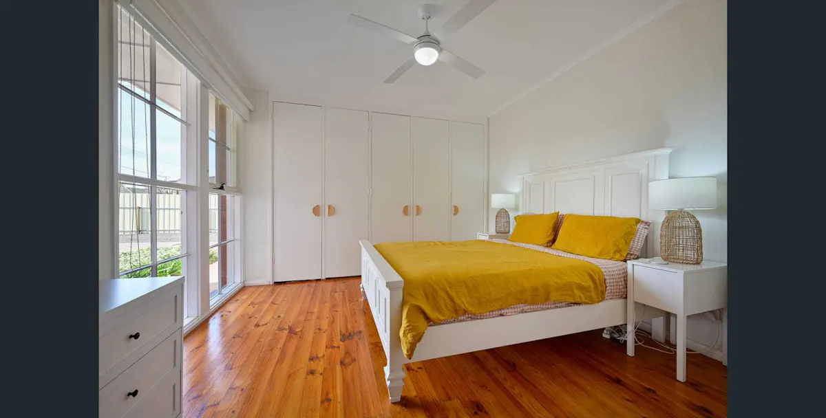 1 Darragh Street — photo 9 of 19