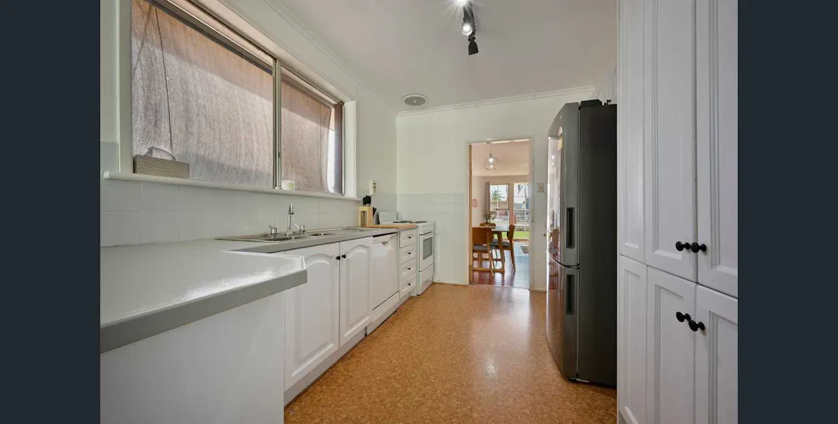 1 Darragh Street — photo 12 of 19