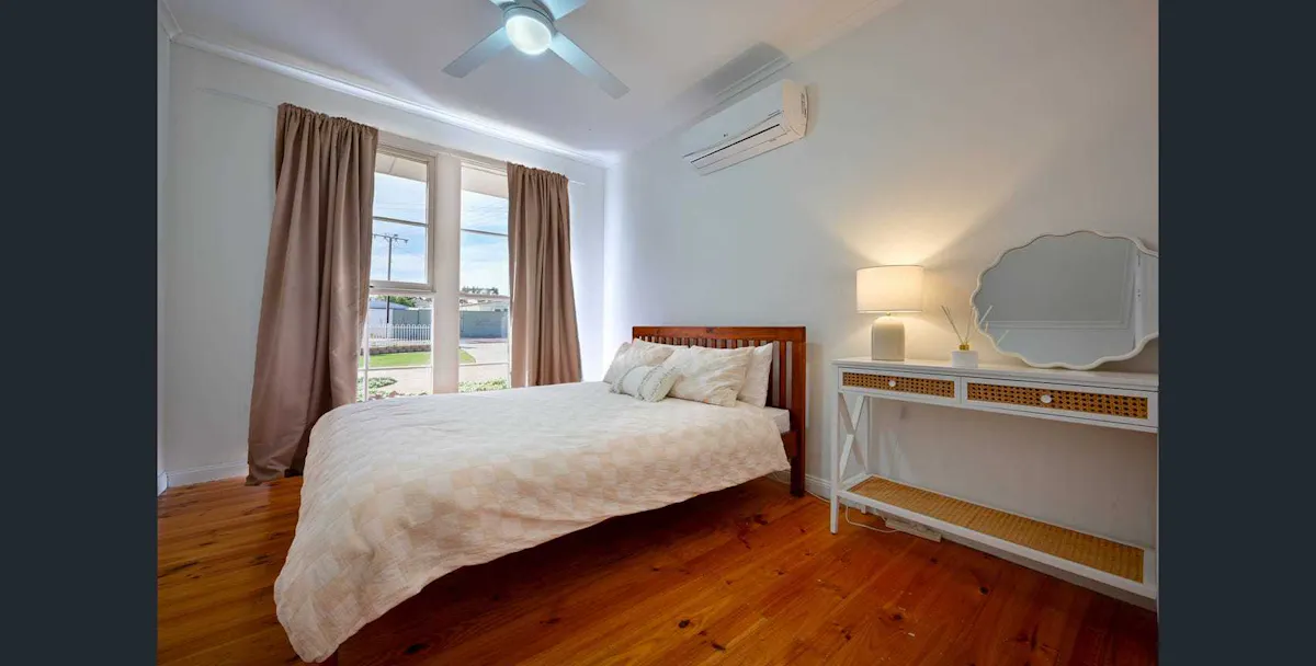 1 Darragh Street — photo 8 of 19