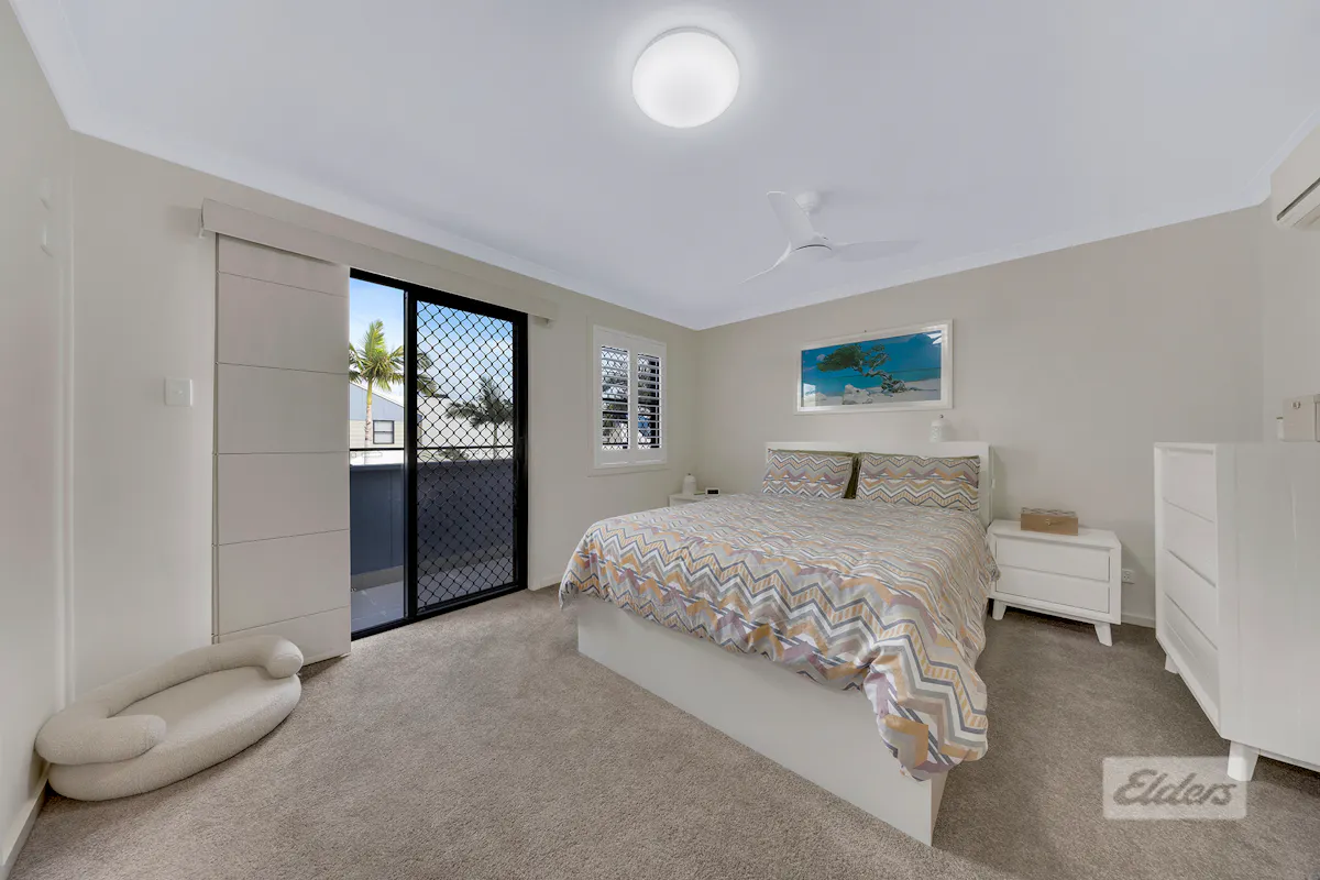 19/1 Michel Place — photo 8 of 17