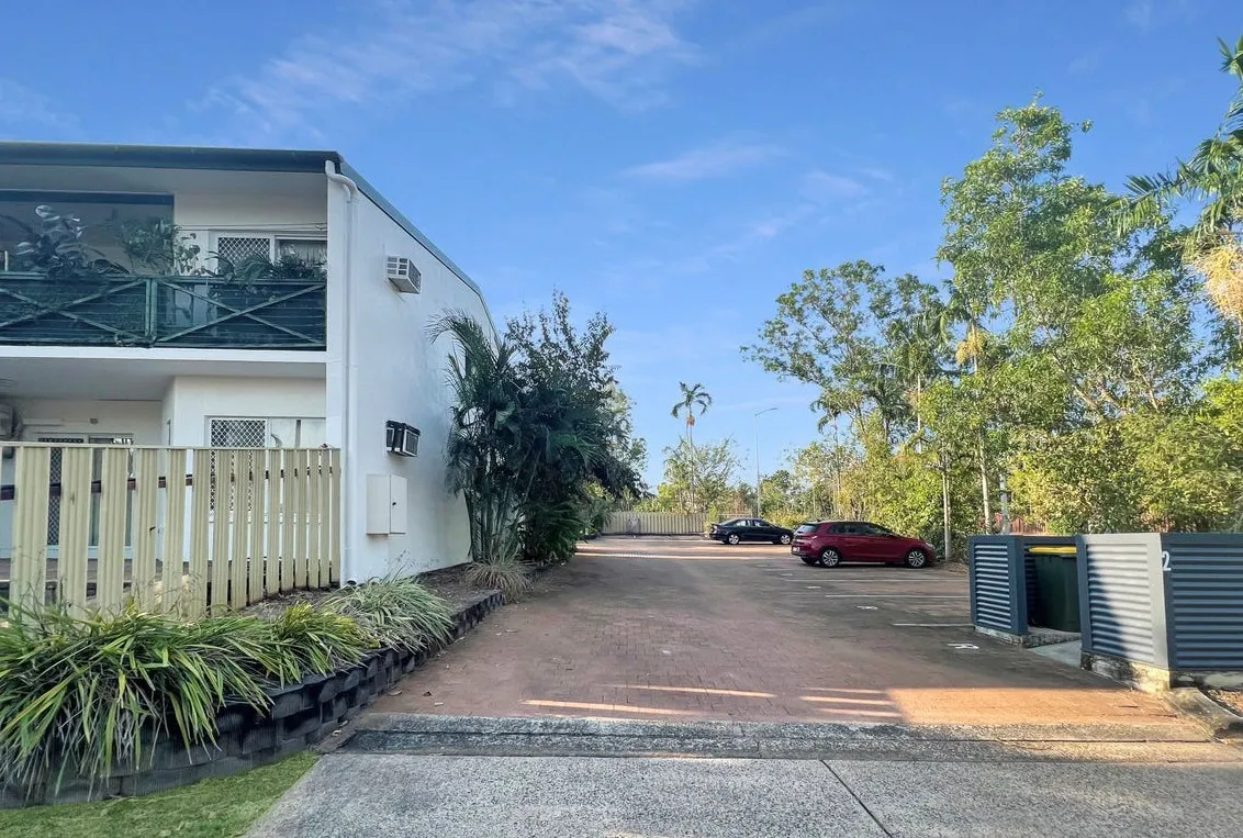 3/2 Timpson Court — photo 10 of 11