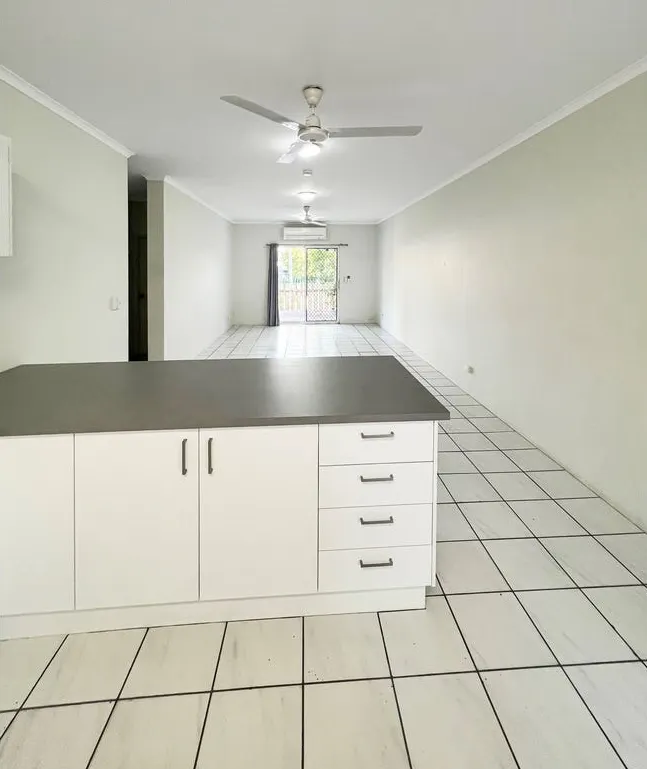 3/2 Timpson Court — photo 2 of 11