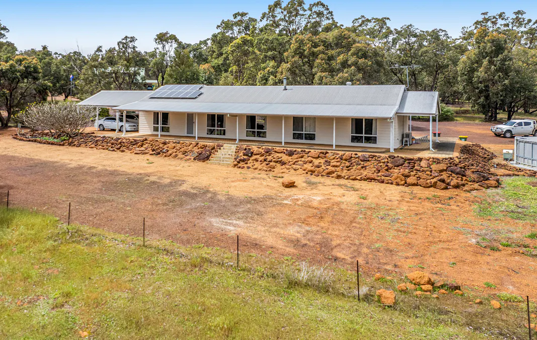136 Powderbark Road, Lower Chittering, WA, 6084 - Image 1