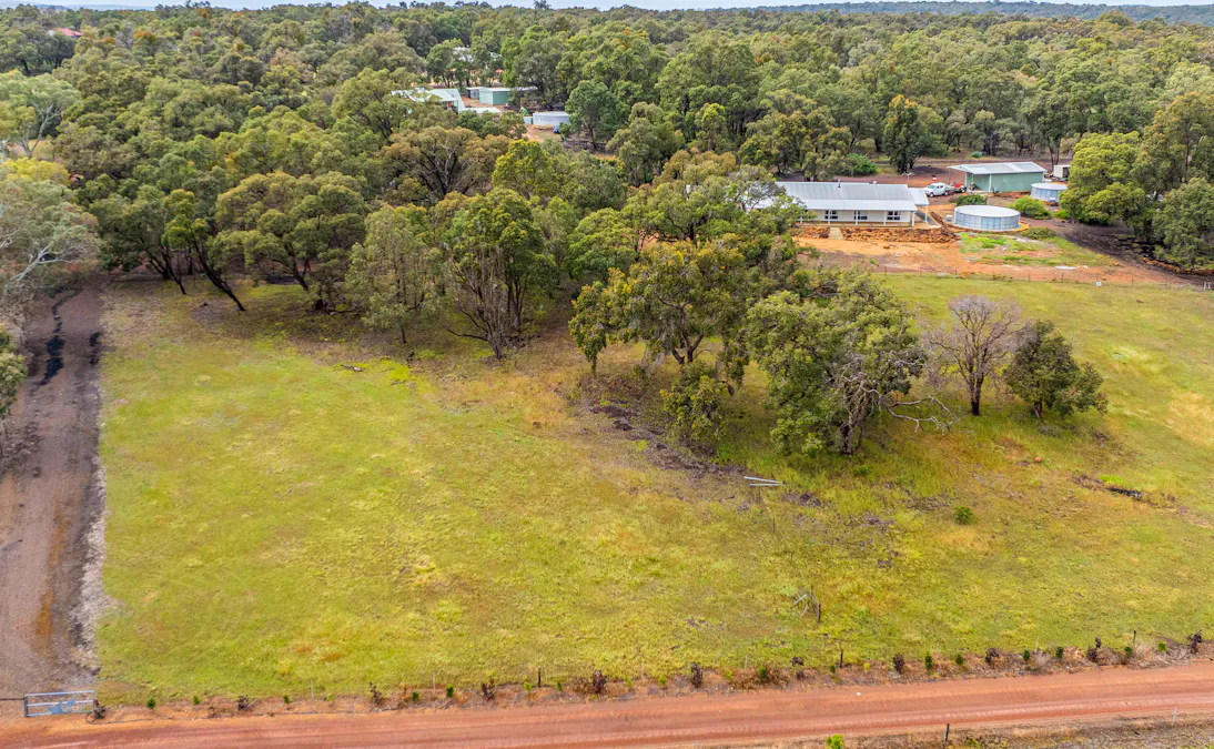 136 Powderbark Road, Lower Chittering, WA, 6084 - Image 33