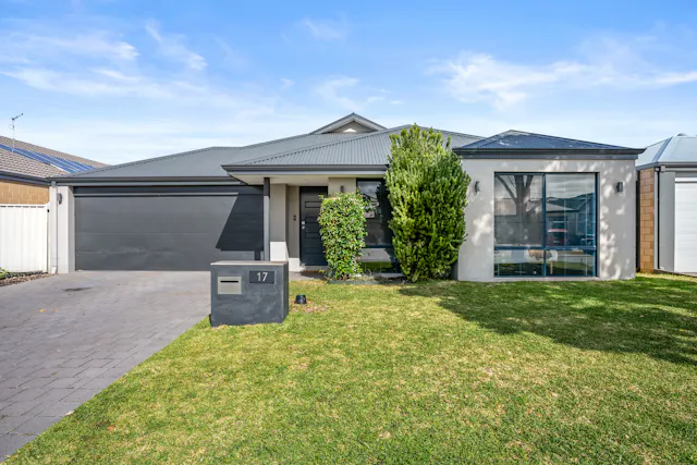 17 Molonglo Crescent — photo from Elders Real Estate Rockingham & Baldivis