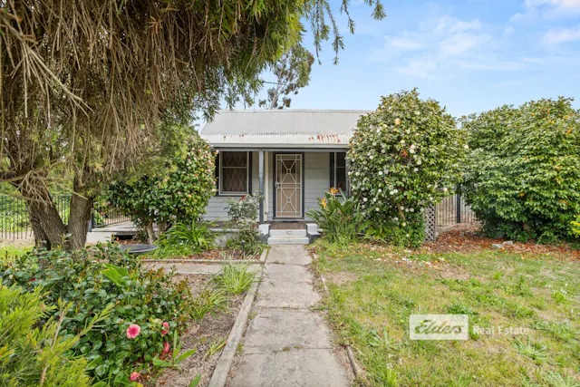 29 Coombes Street — photo from Elders Real Estate Bunbury / Davenport - McCombe Road