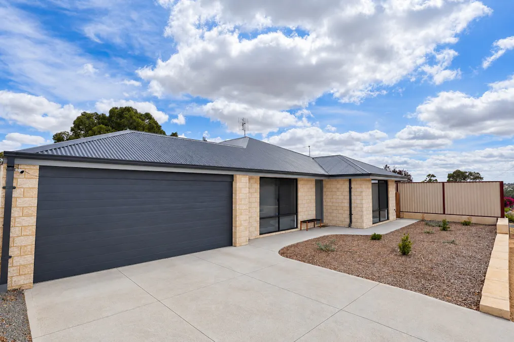 30 Lock Street, Narrogin, WA, 6312 - Image 1