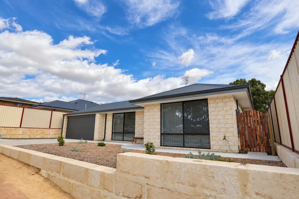 30 Lock Street, Narrogin, WA, 6312 - Image 2