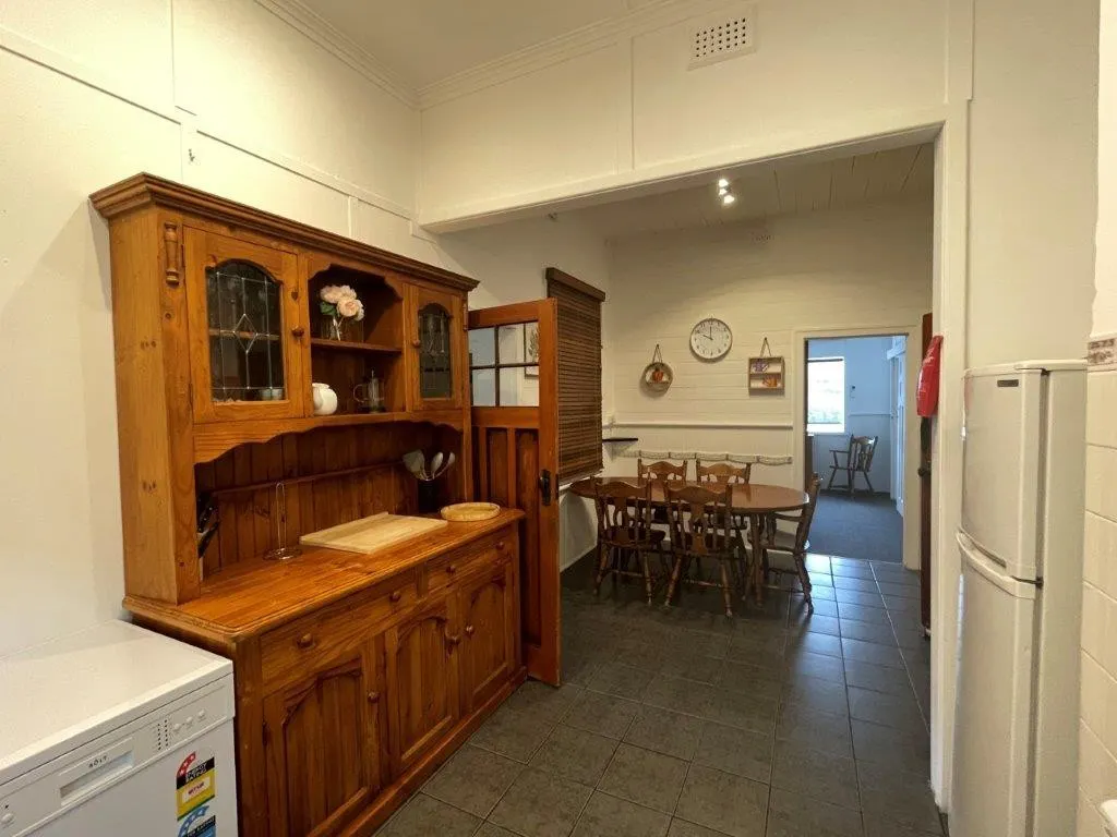 34 Parkfield Street — photo 9 of 23