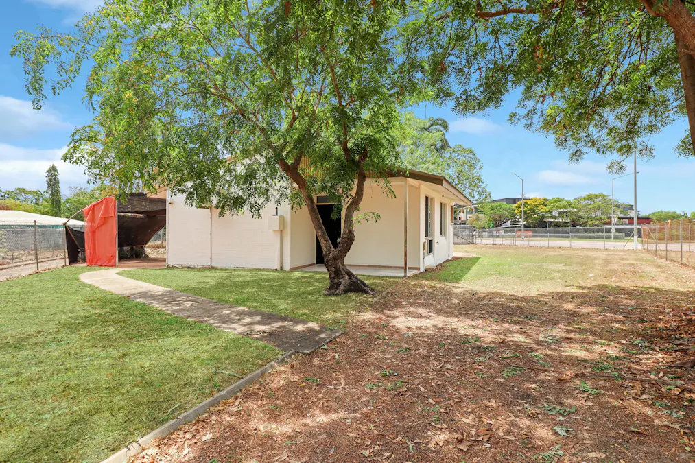 11 Cobham Court, Moulden, NT, 0830 - Image 1