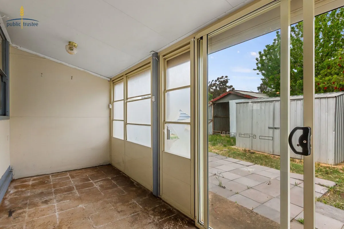 43 Cumnock Street — photo 14 of 25