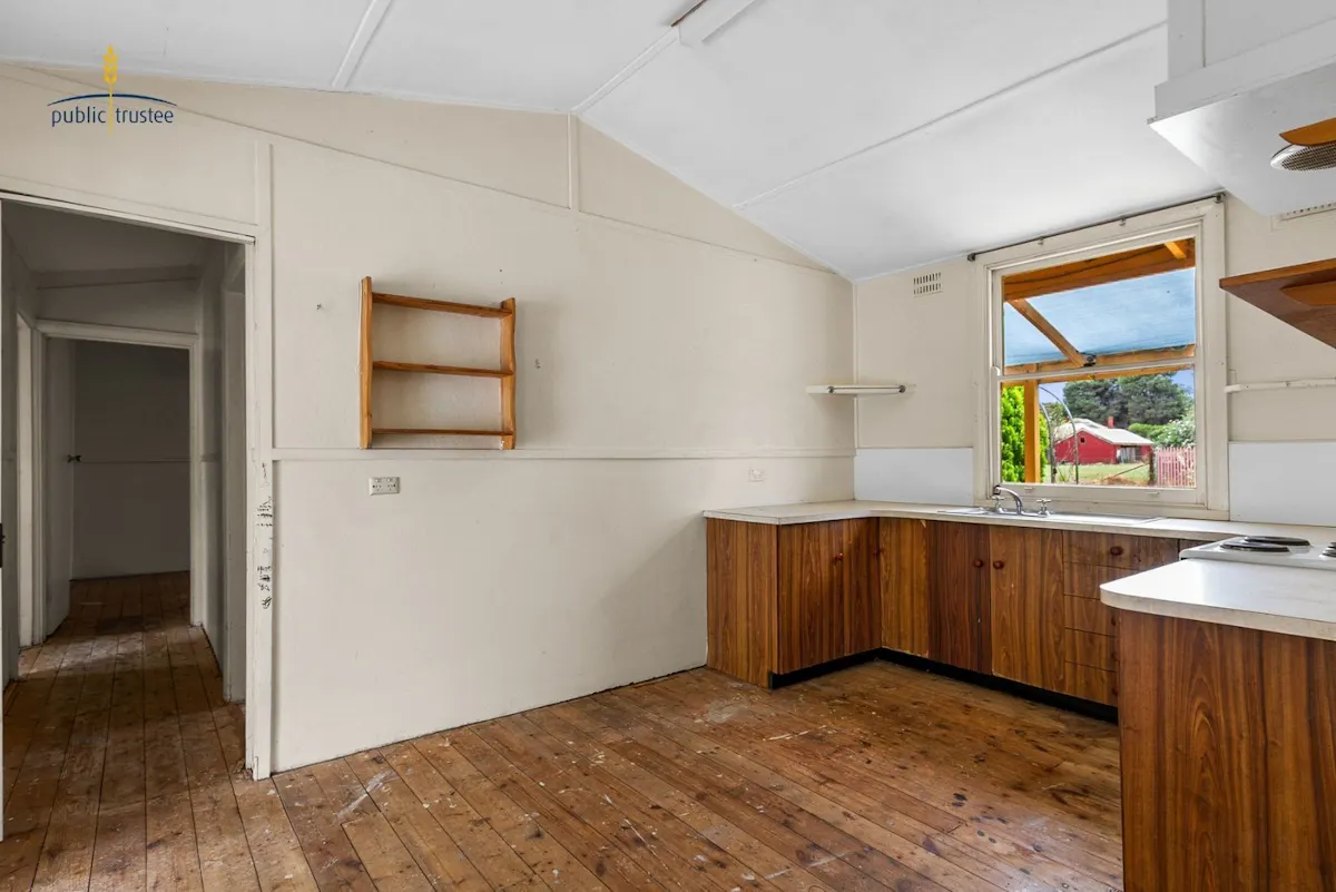 43 Cumnock Street — photo 5 of 25