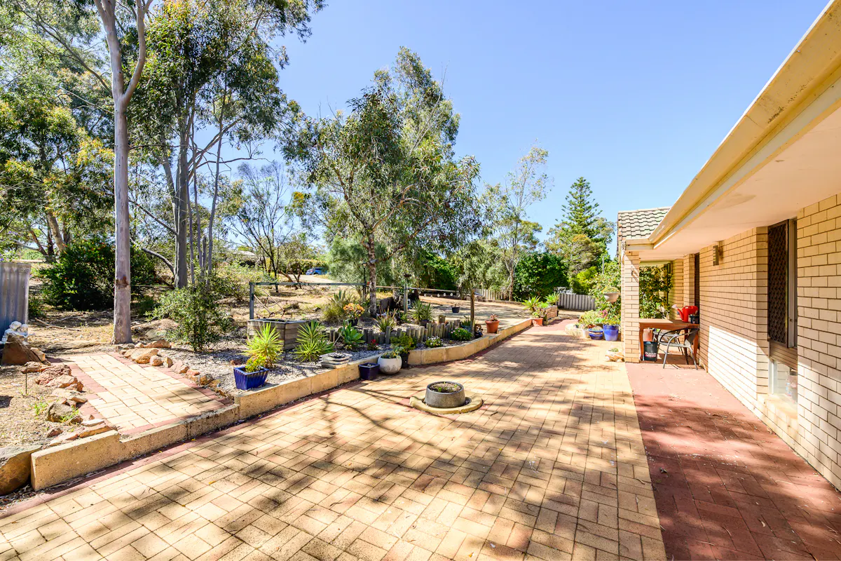63 Goomalling Road — photo 4 of 29