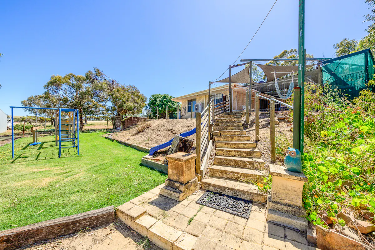 63 Goomalling Road — photo 24 of 29
