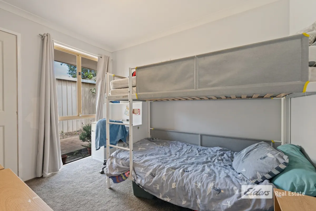 17 Elvey Place — photo 4 of 11