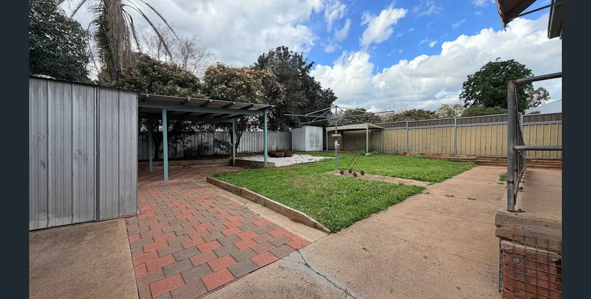18 Mitchell Street — photo 4 of 8