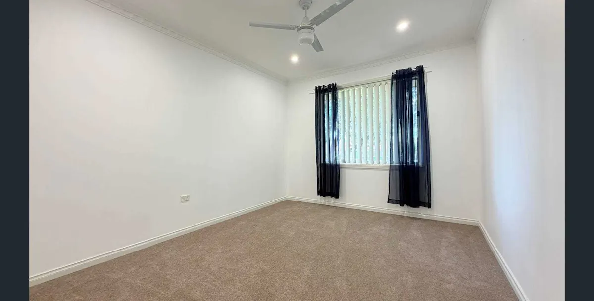 18 Mitchell Street — photo 7 of 8