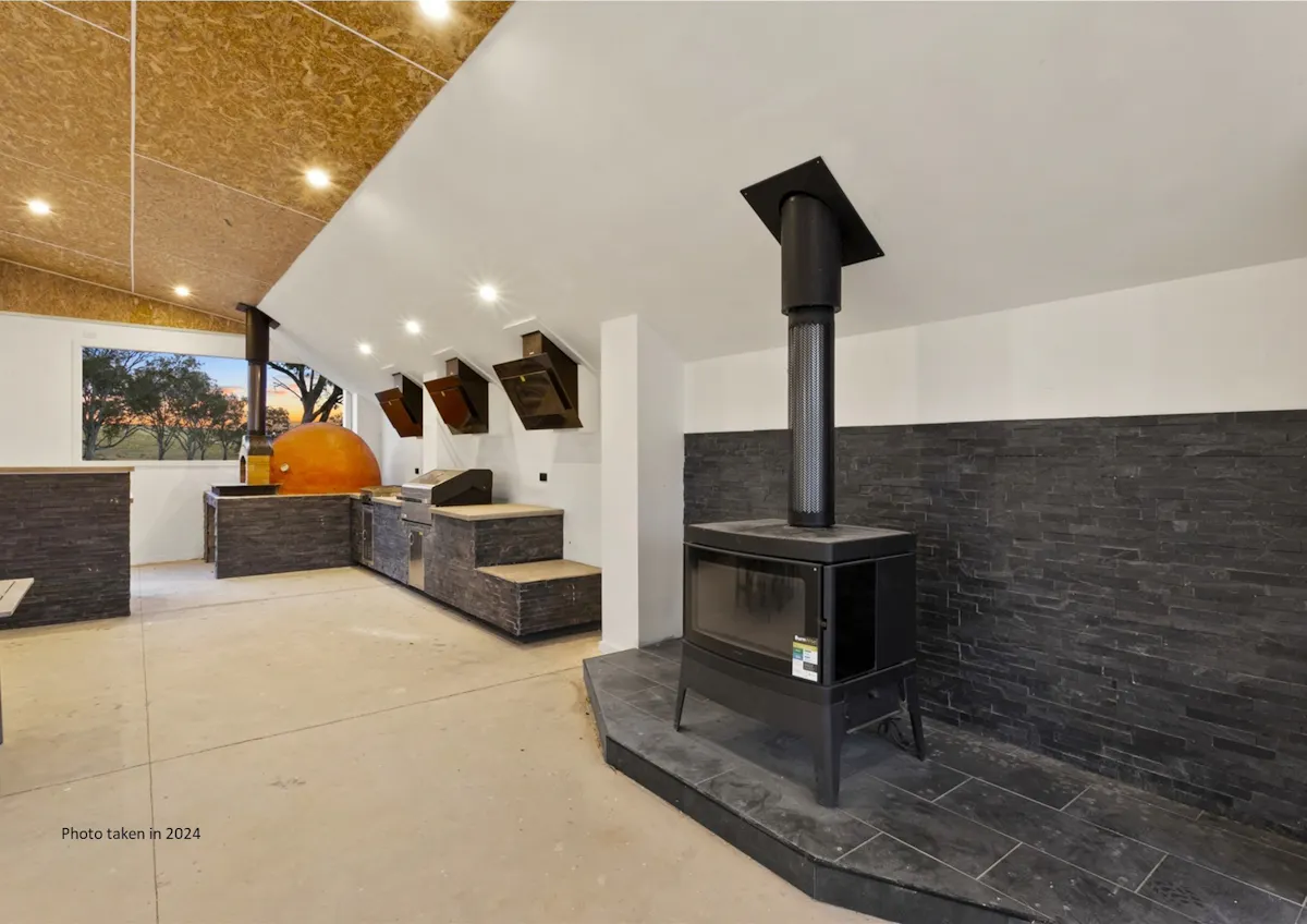 40 Jiparu Drive — photo 20 of 30