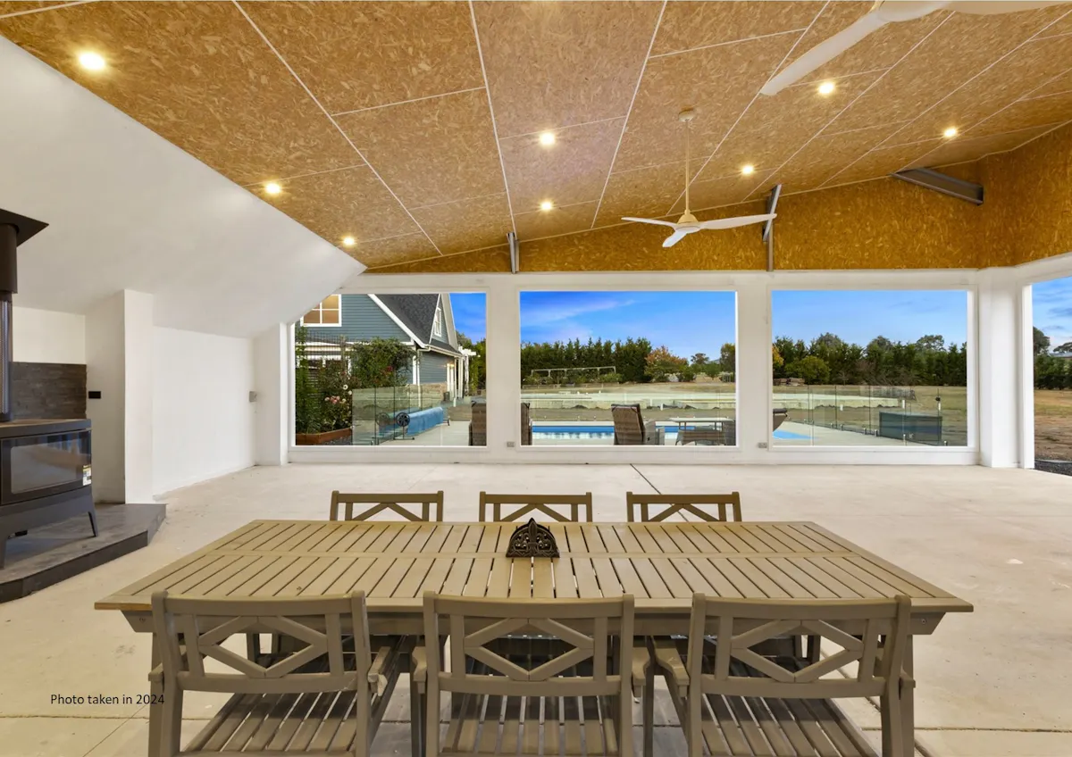 40 Jiparu Drive — photo 15 of 30