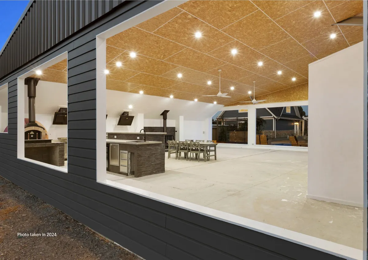 40 Jiparu Drive — photo 17 of 30