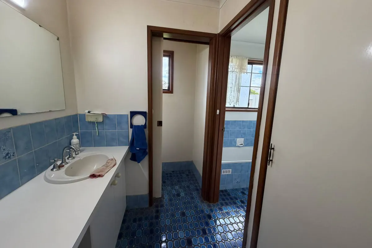 7146 Eugowra Street — photo 7 of 12
