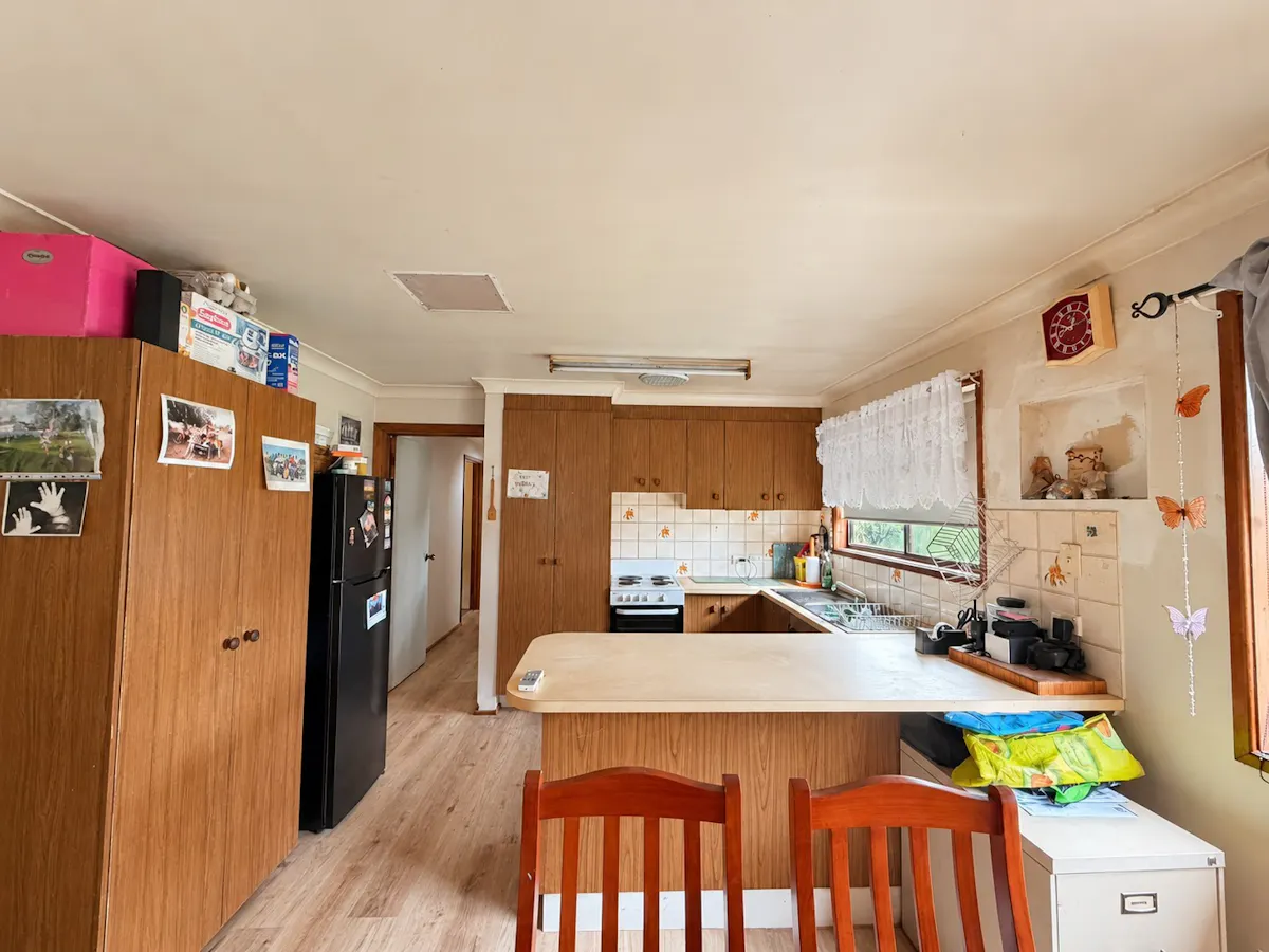 7146 Eugowra Street — photo 4 of 12