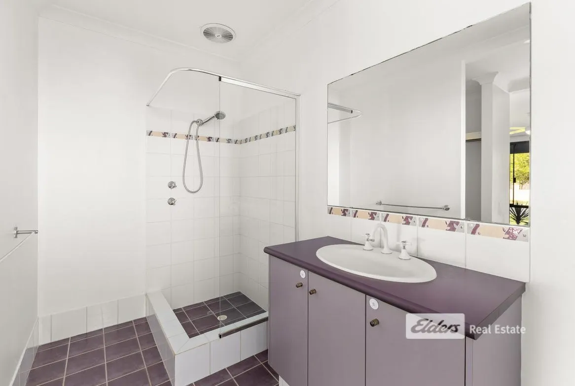 17 Garnet Way — photo 9 of 12