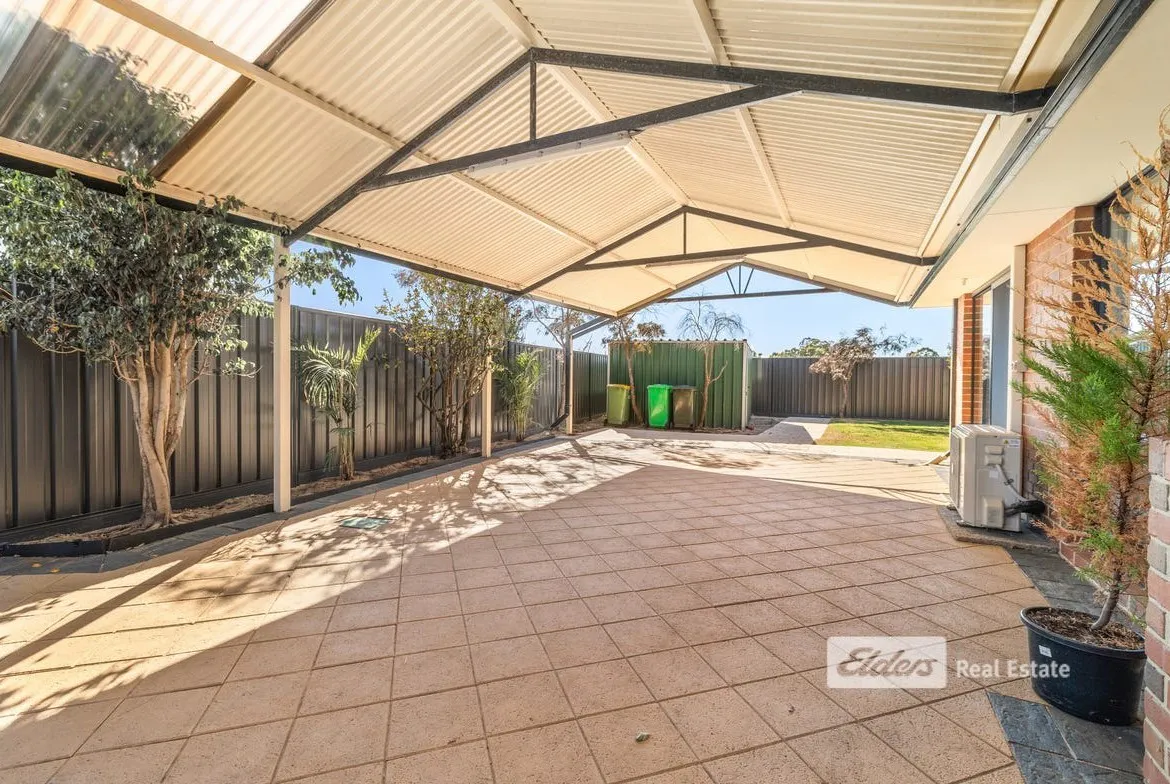 17 Garnet Way — photo 2 of 12