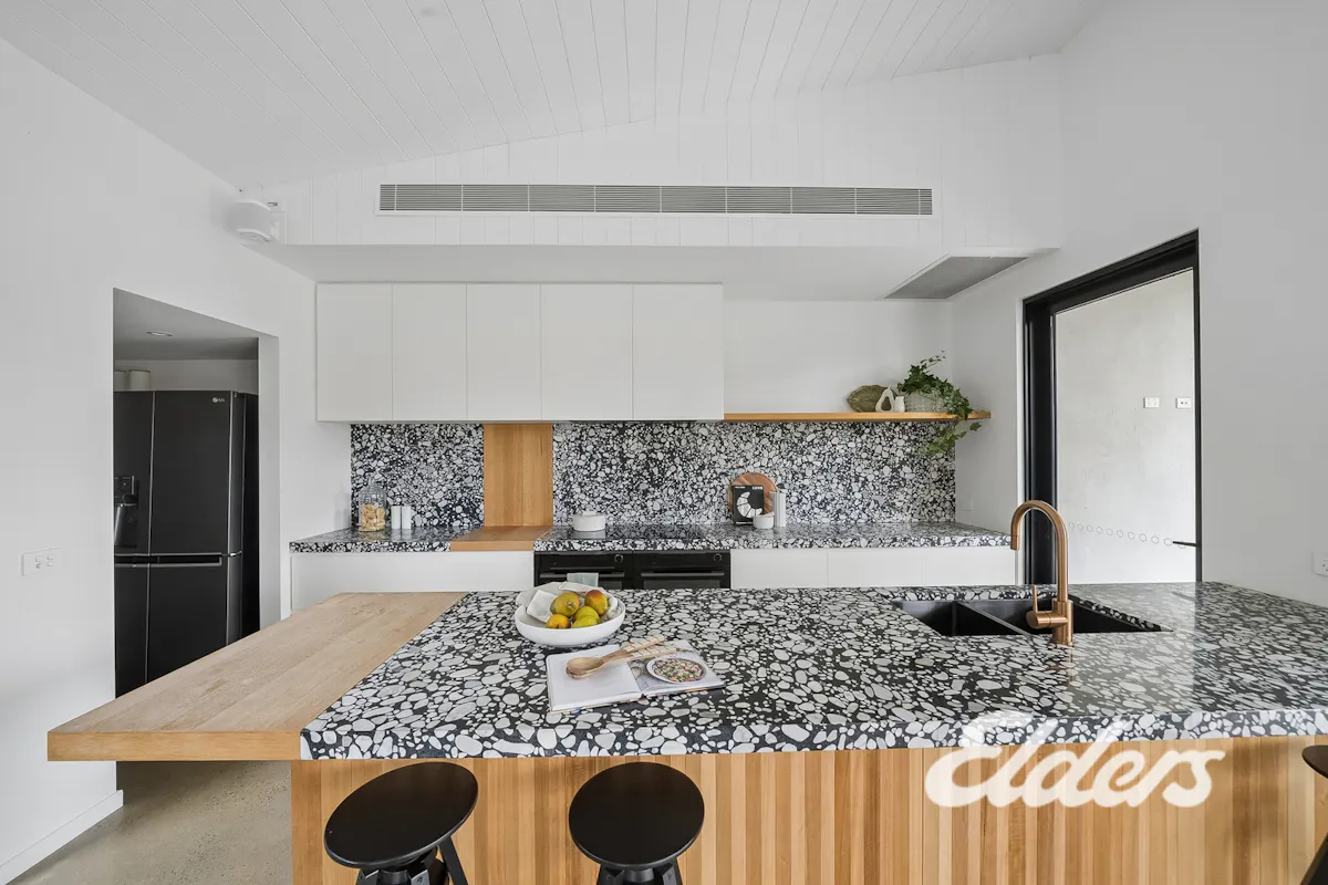 49 Murphy Street — photo 5 of 24