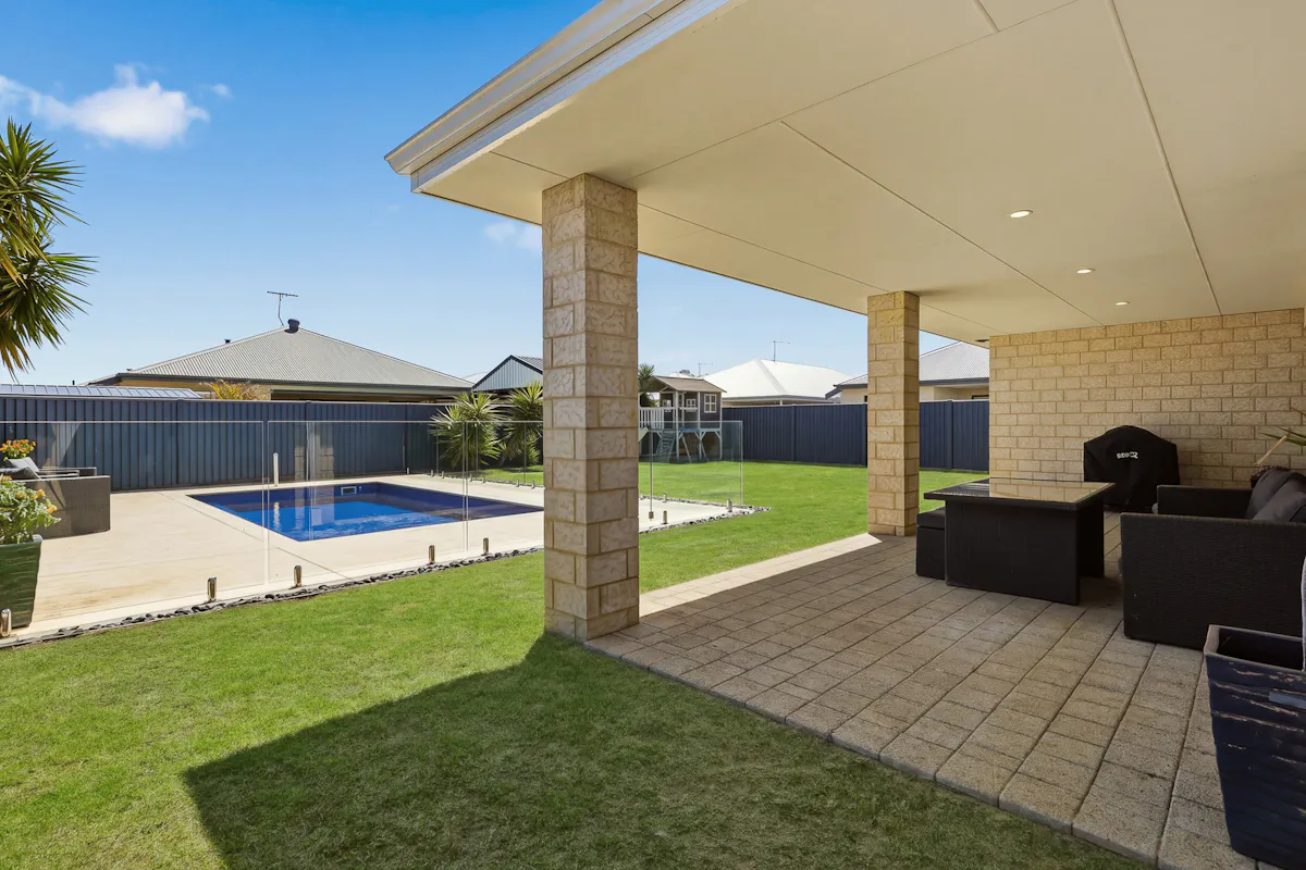 25 Tallowood Avenue — photo 25 of 30